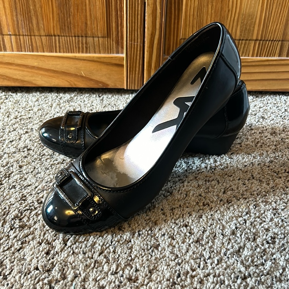 Anne Klein Sport Black Dress Shoes size 9m